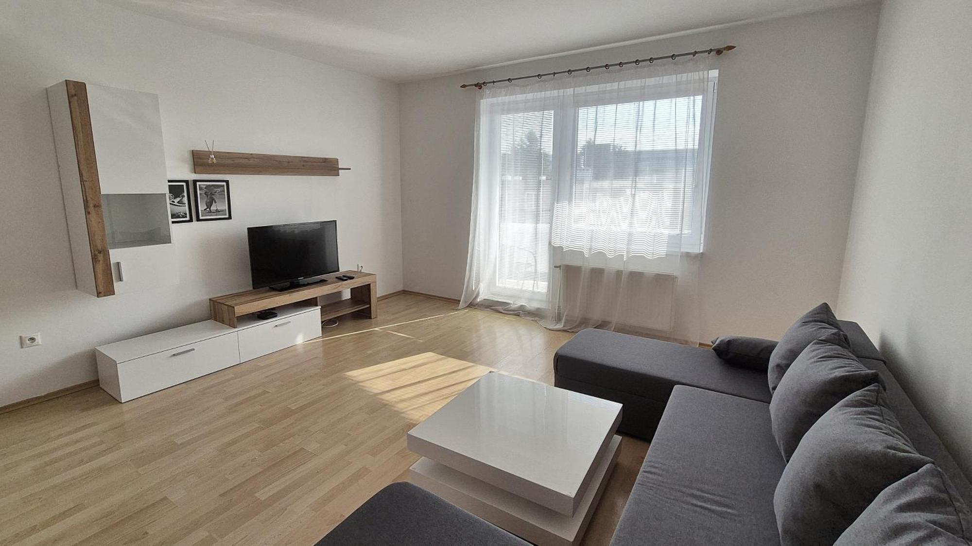 Apartmany Zlatovska Trenčín Eksteriør bilde